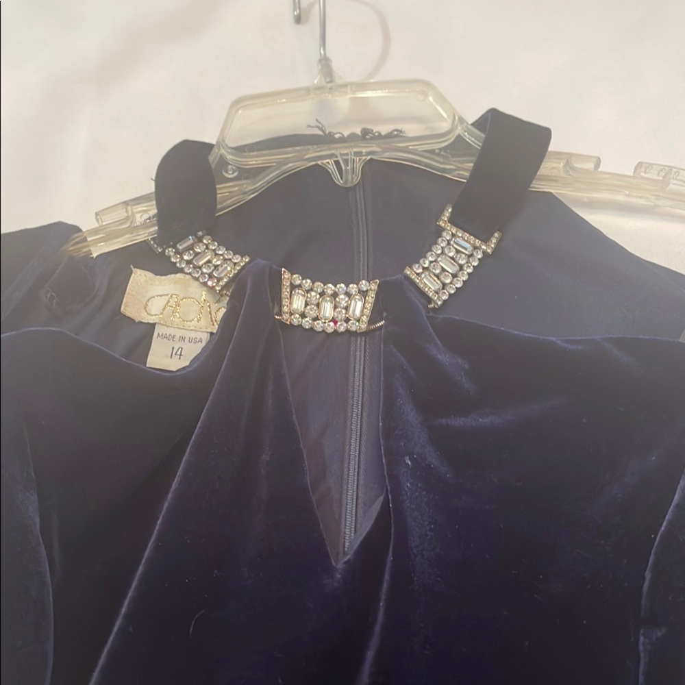 Elegant Navy Velvet Dress with Rhinestone Accents